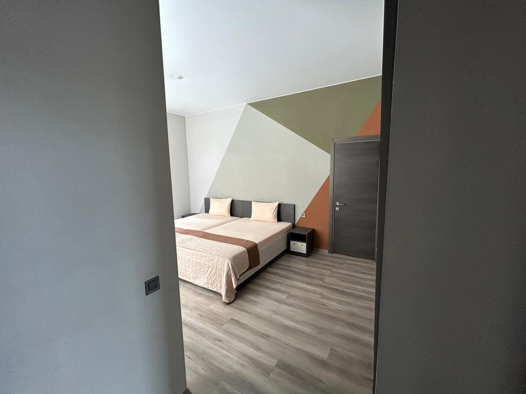 Prestige Apartments นิปโปรเซอร์เซียนสกาย ภายนอก รูปภาพ
